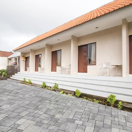 Oyo 2984 Berlian House Ungasan Hotel Jimbaran  Luaran gambar