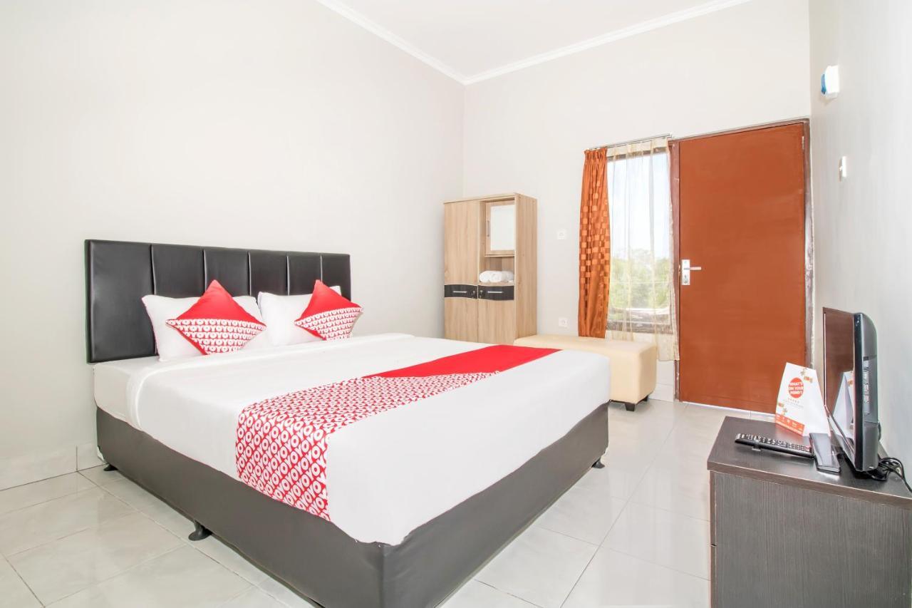 Oyo 2984 Berlian House Ungasan Hotel Jimbaran  Luaran gambar