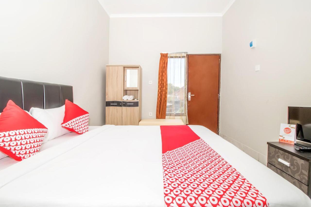Oyo 2984 Berlian House Ungasan Hotel Jimbaran  Luaran gambar